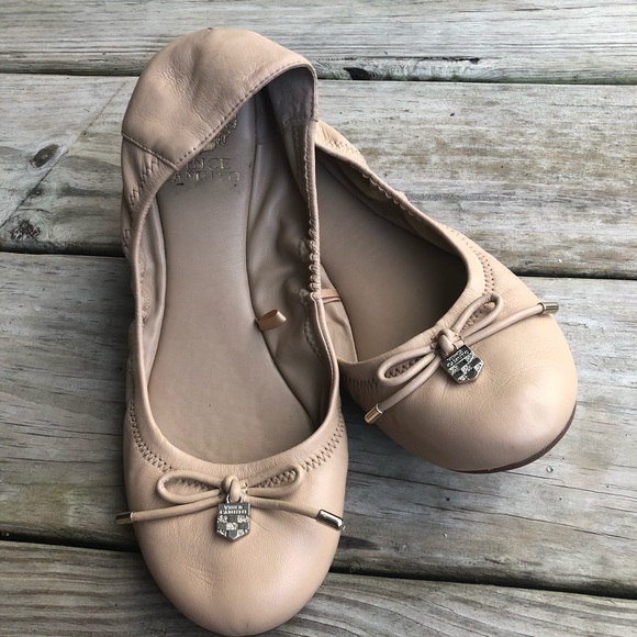 vince camuto nude flats